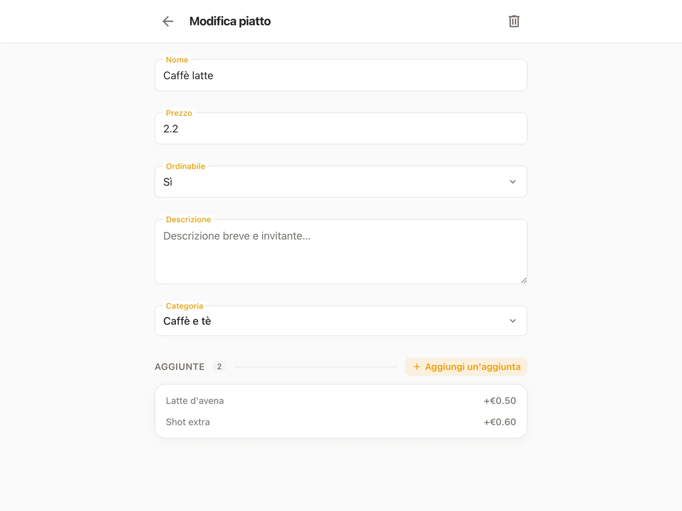 Un piatto aperto in Platevio, in Modifica piatto: il nome e il prezzo del Caffè latte, Ordinabile su Sì, la descrizione vuota, la categoria Caffè e tè e le sue due aggiunte, Latte d’avena e Shot extra, con i loro prezzi